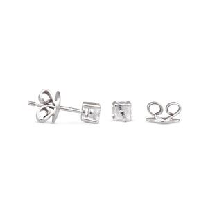 Diamond Studs Totalling 0.40ct