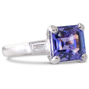 Tanzanite & Diamond Ring