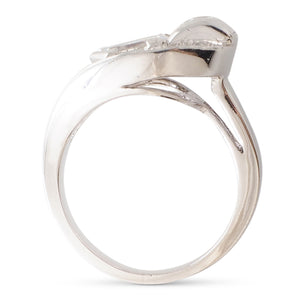 Asymmetrical Retro Diamond Ring