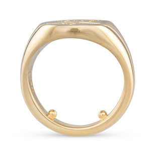 A Gold Signet Ring