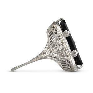 Antique Onyx Ring