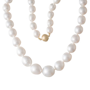 Semi-Baroque South Sea Strand