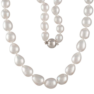 Drop Shaped White South Sea Strand