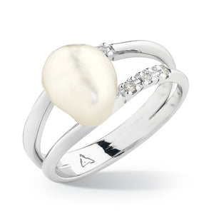 South Sea Keshi & Diamond Ring