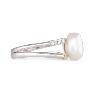 South Sea Keshi & Diamond Ring