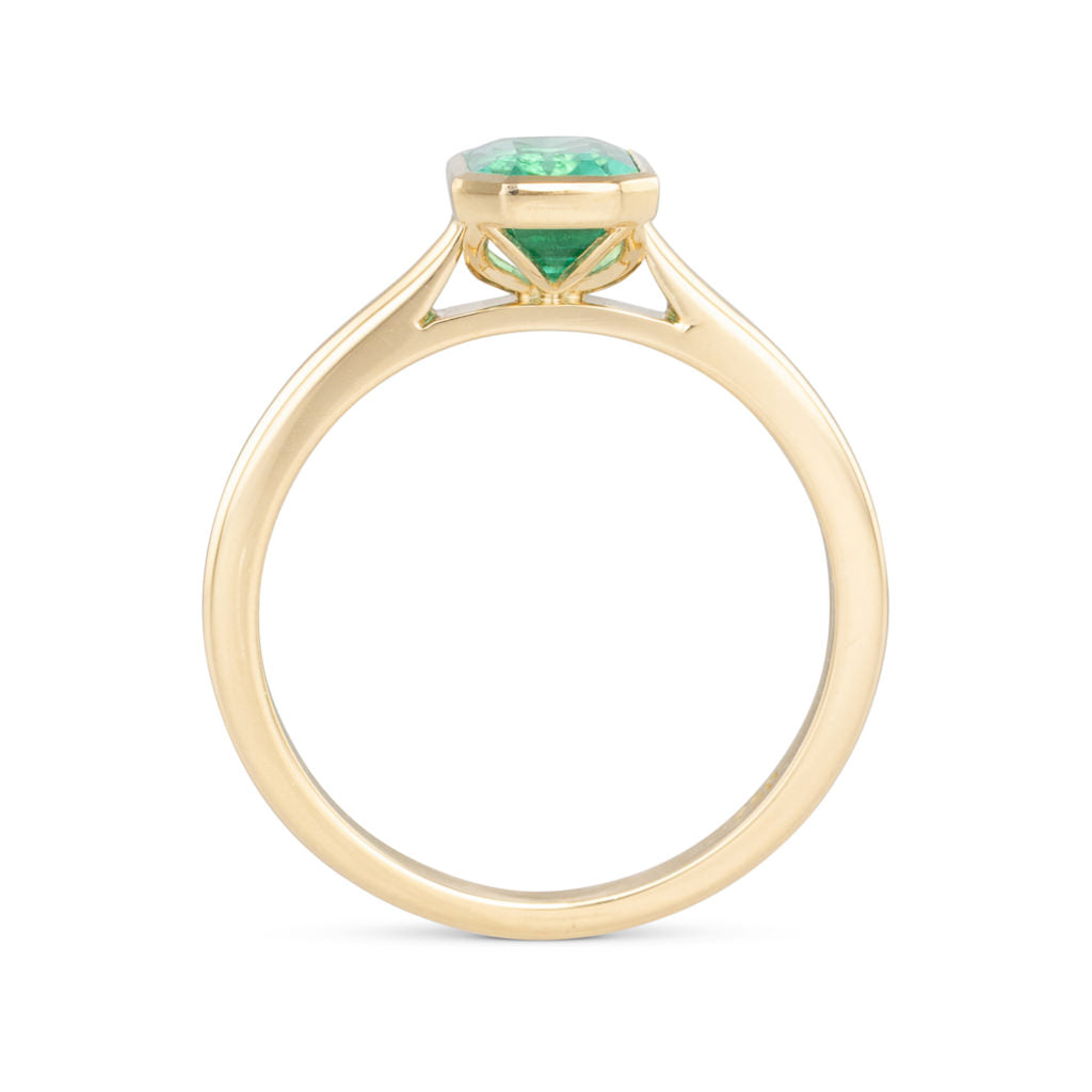 1.09ct Emerald Solitaire Ring
