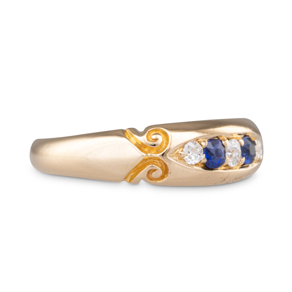 Antique Sapphire & Diamond Ring