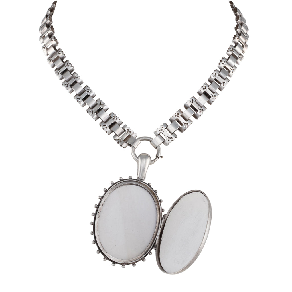 A Silver Necklace & Locket