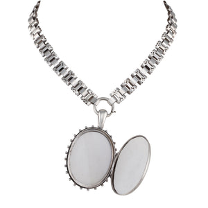 A Silver Necklace & Locket