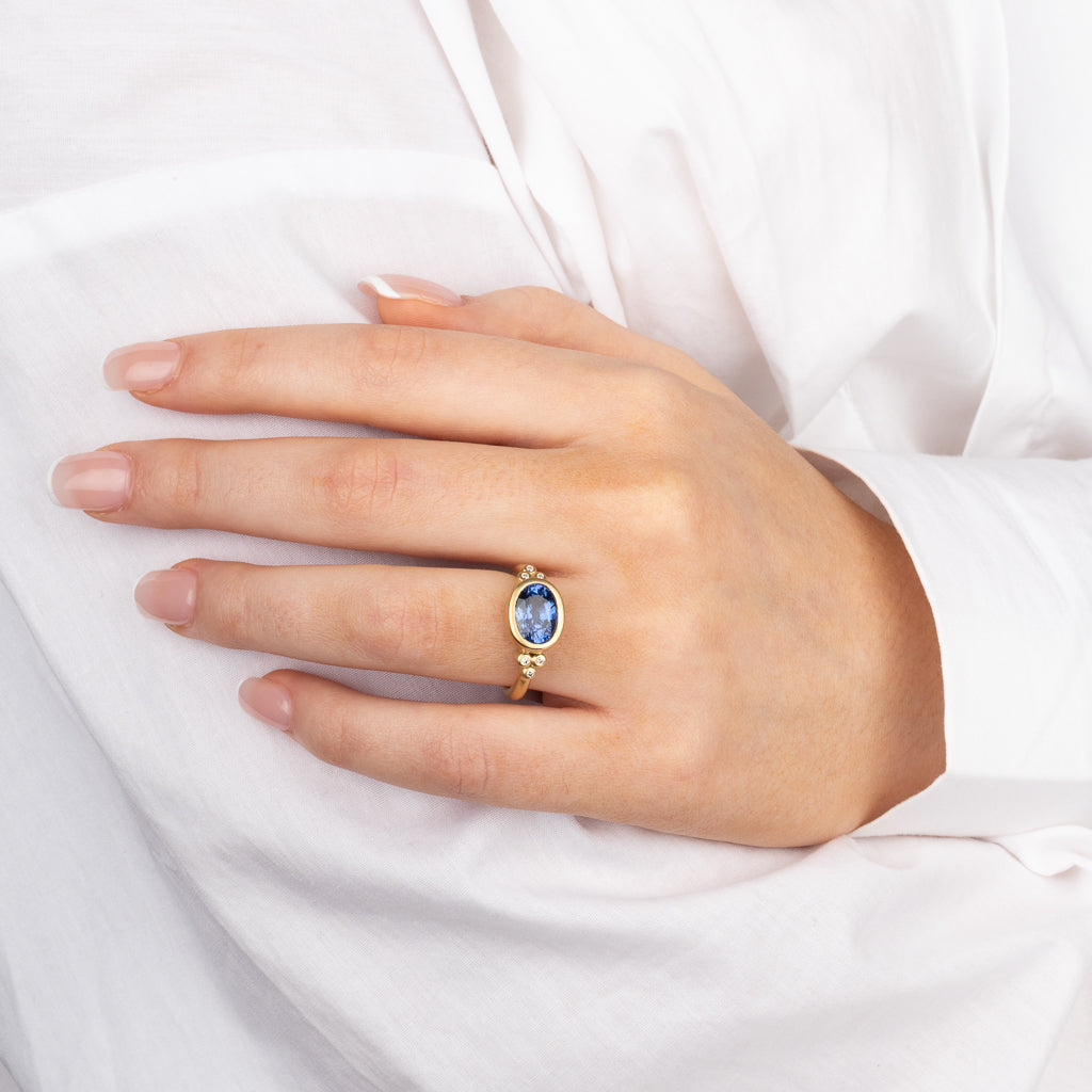 3.36ct Sri Lankan Sapphire Ring