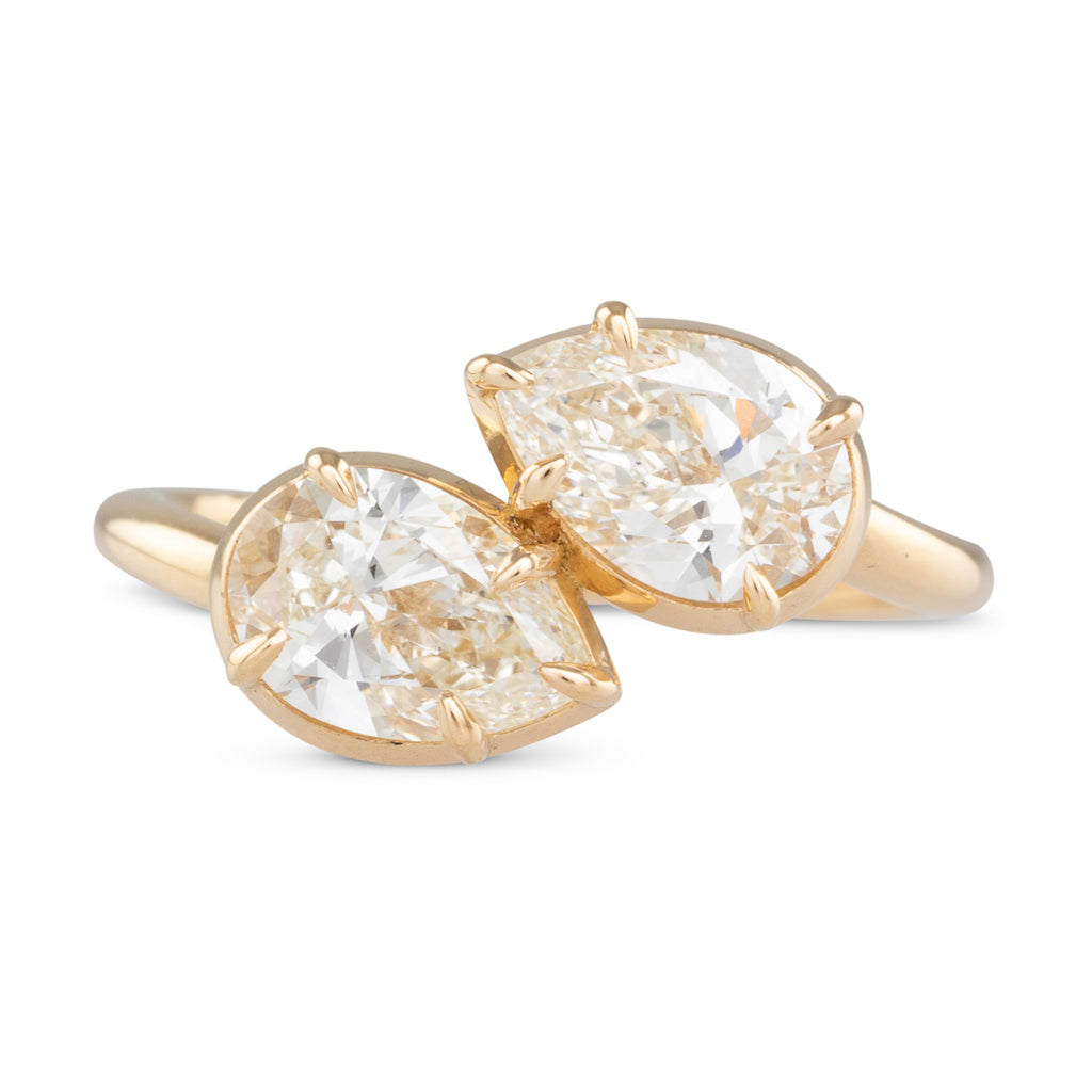 Pear cut Diamond Toi et Moi Ring