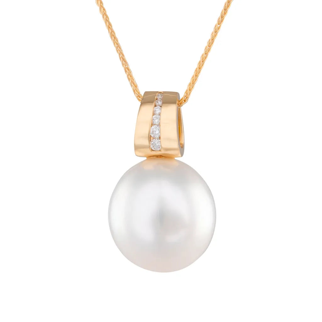 14mm South Sea & Diamond Pendant