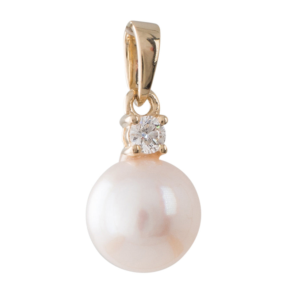 Akoya & Diamond Pendant