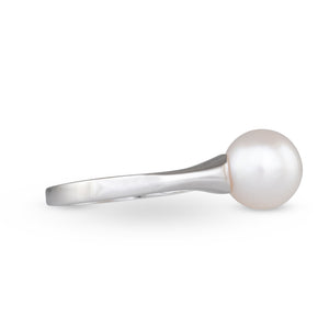 Round White Akoya Pearl Ring