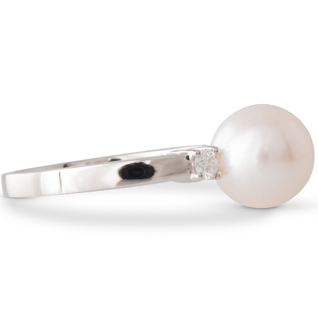 Akoya Pearl & Diamond Ring