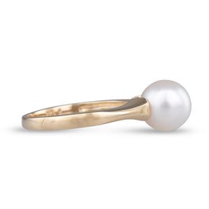 Round White Akoya Pearl Ring