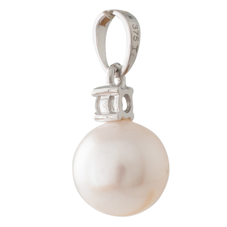 Akoya & Diamond Pendant