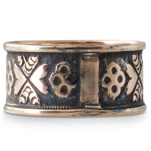 An Antique Gold Embossed Band