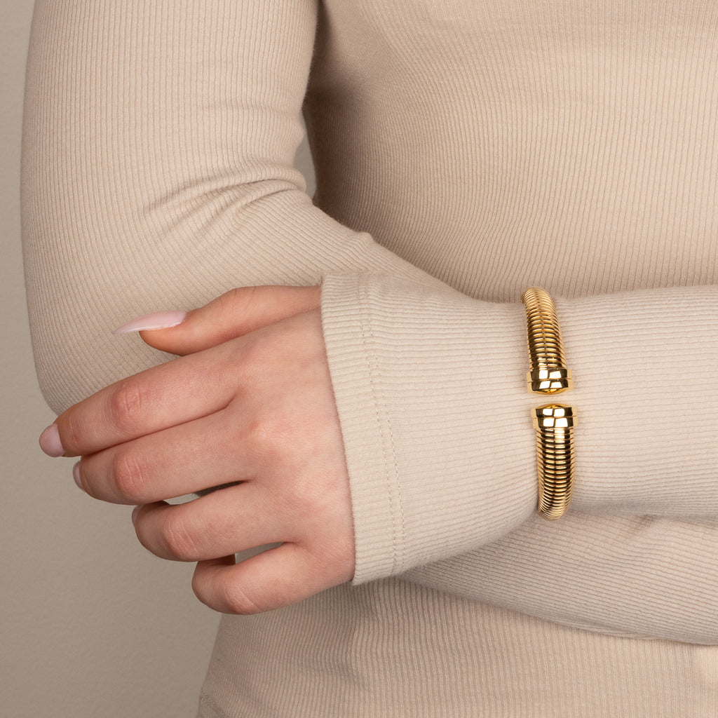 18ct Tubogas Cuff Bracelet