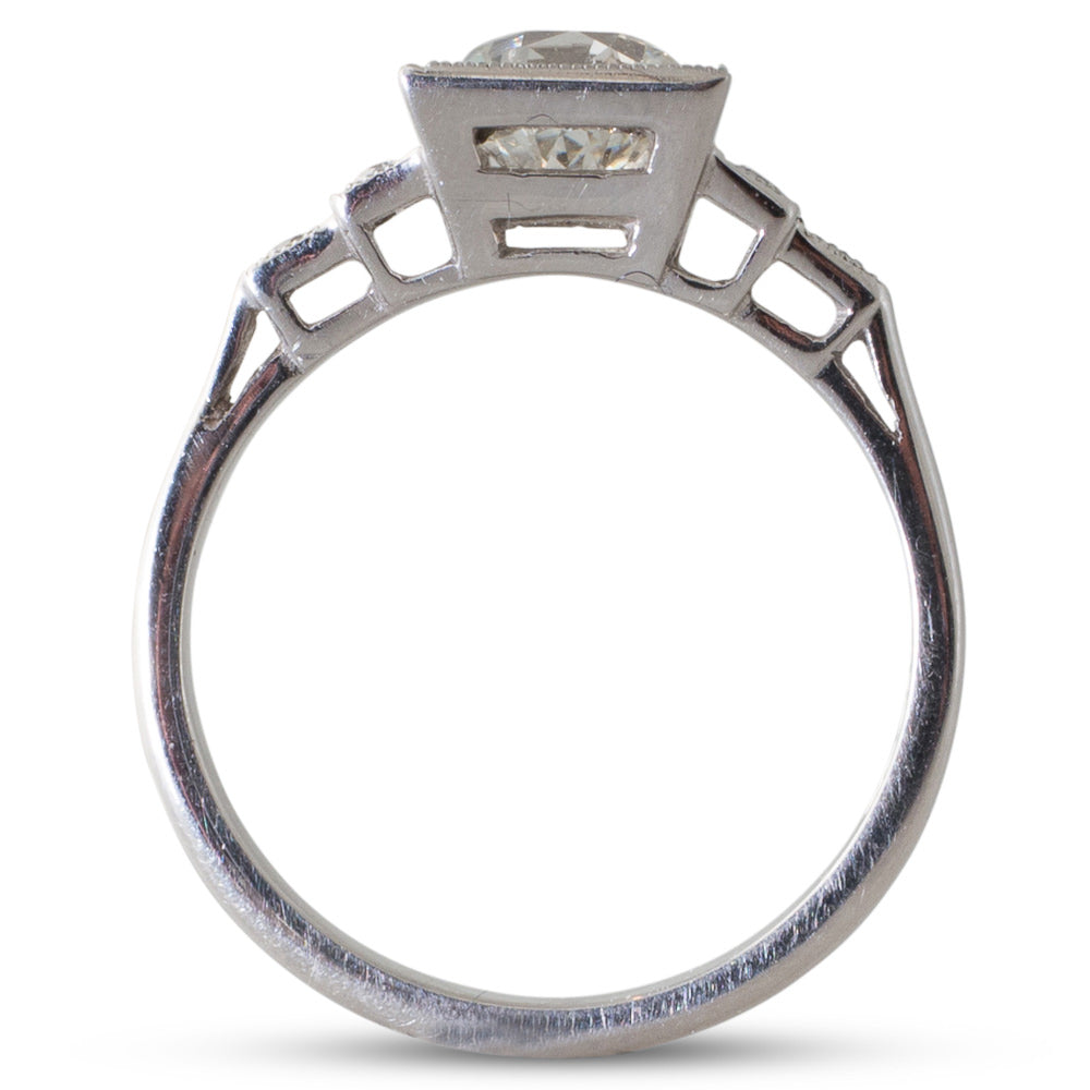 A Diamond Solitaire Style Ring