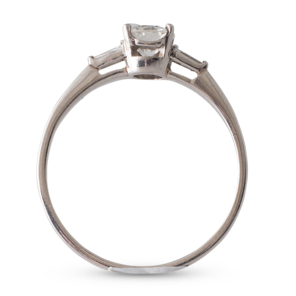 Platinum Diamond Solitaire