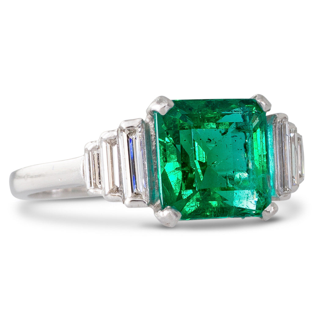 Colombian Emerald and Diamond Ring