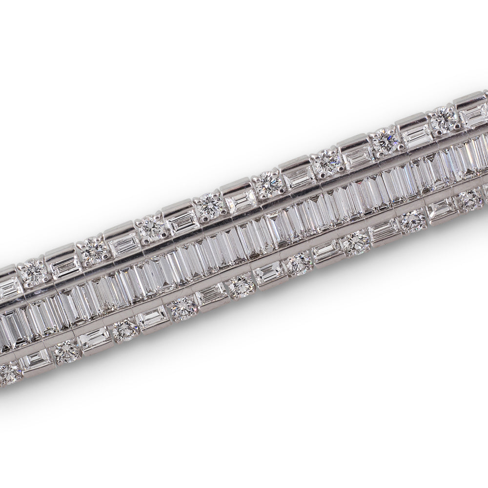 45 Carat TW Baguette and Round Cut Natural D E F color Diamond Bracele –  ASSAY