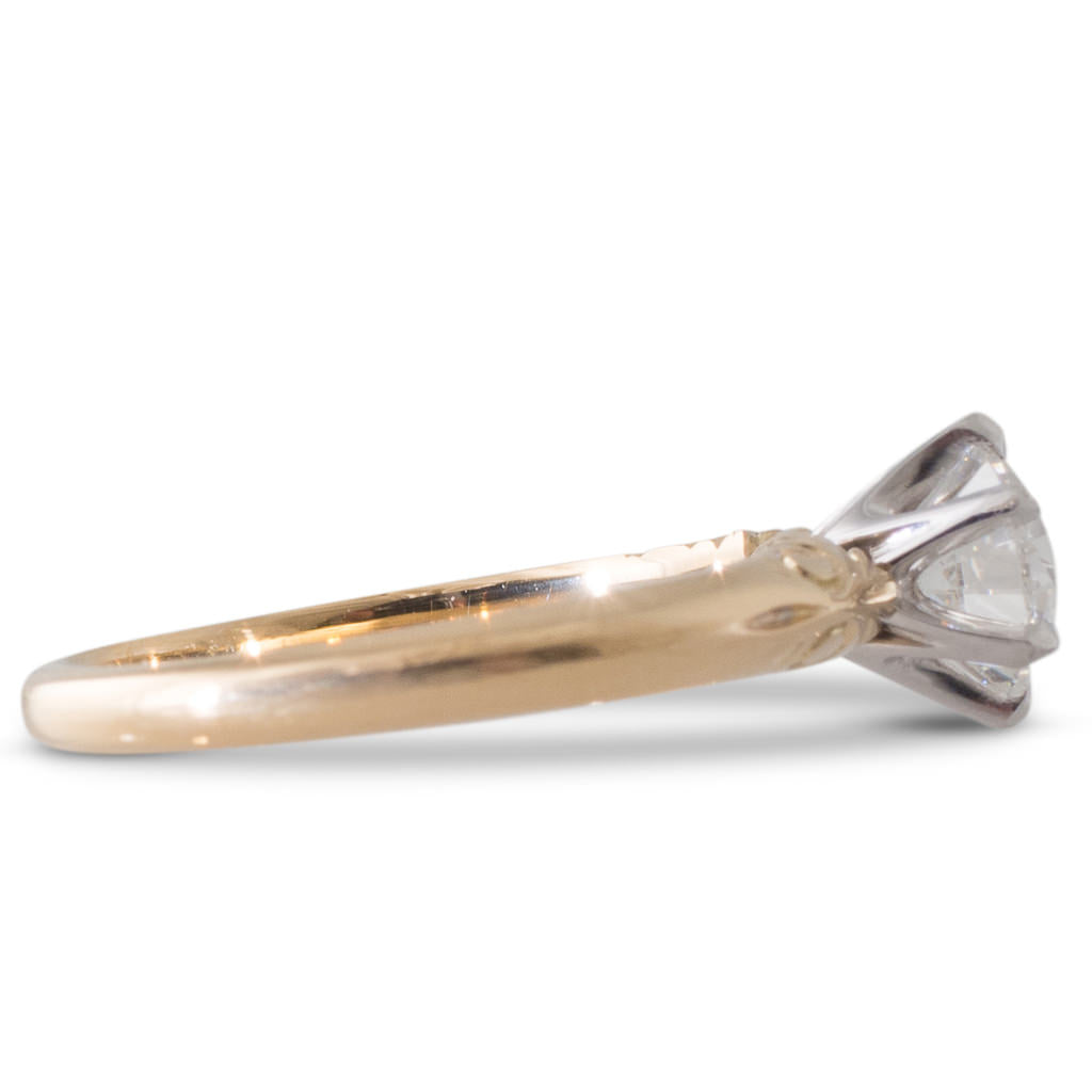 An Engraved 1.00ct Diamond Ring