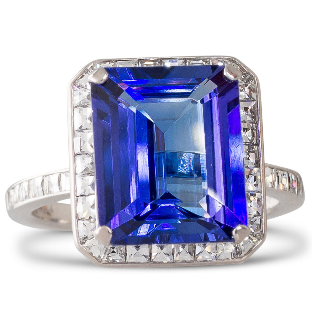 Tanzanite and Diamond Ring