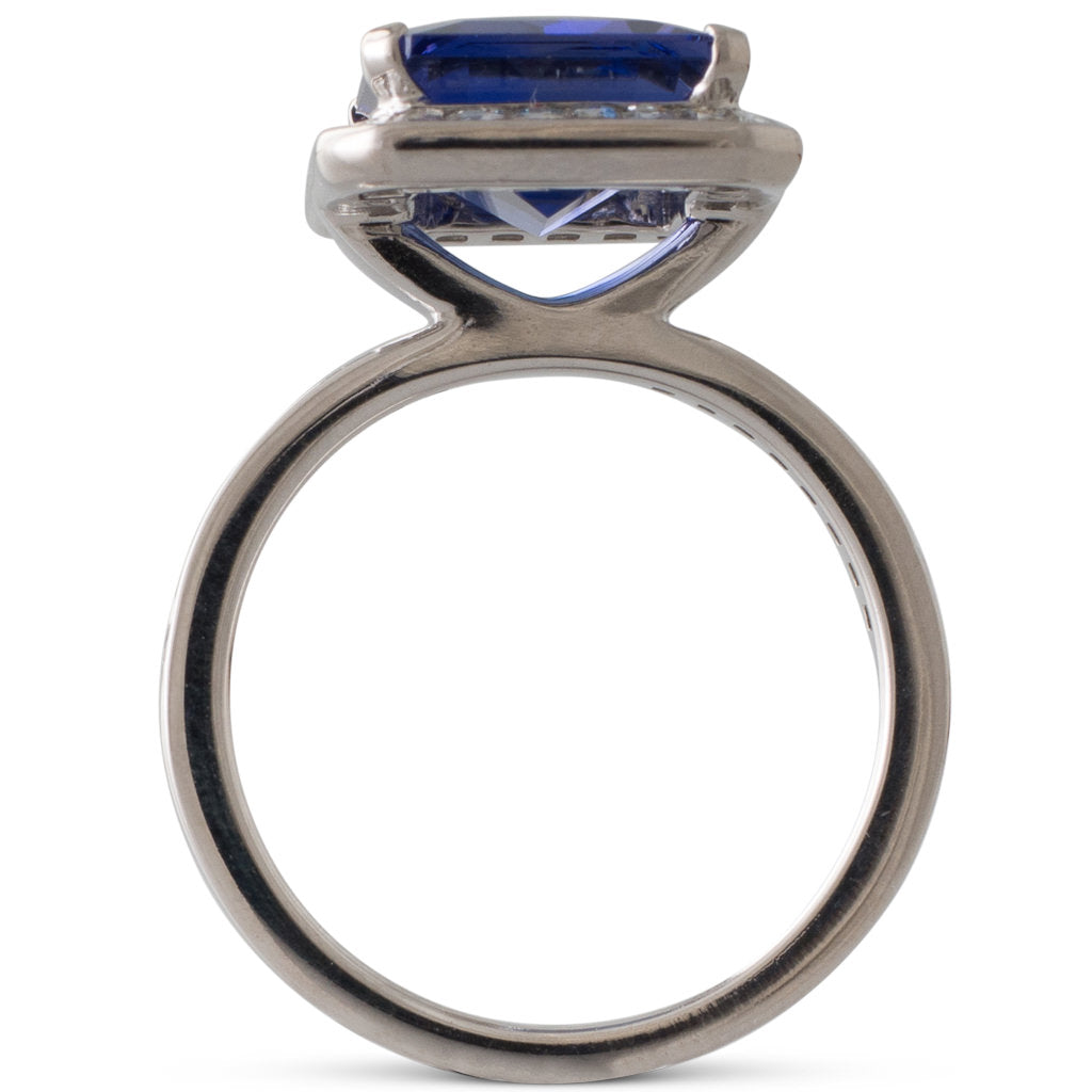 Tanzanite and Diamond Ring