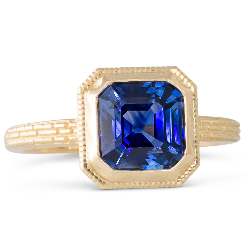 Antique Style Sapphire Ring