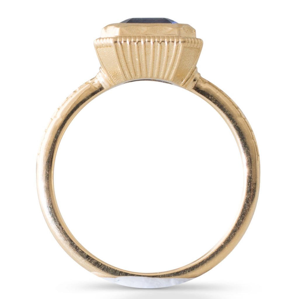 Antique Style Sapphire Ring