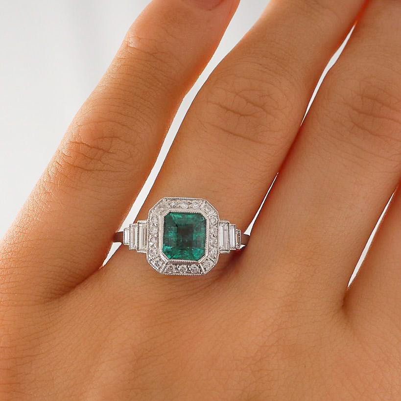Emerald Cut Diamond Rings at best price in Mumbai by Facetz | ID:  10579254348