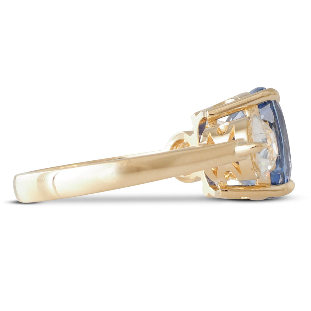 Sri Lankan Sapphire & Diamond Ring