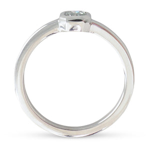Fancy Green Diamond Ring