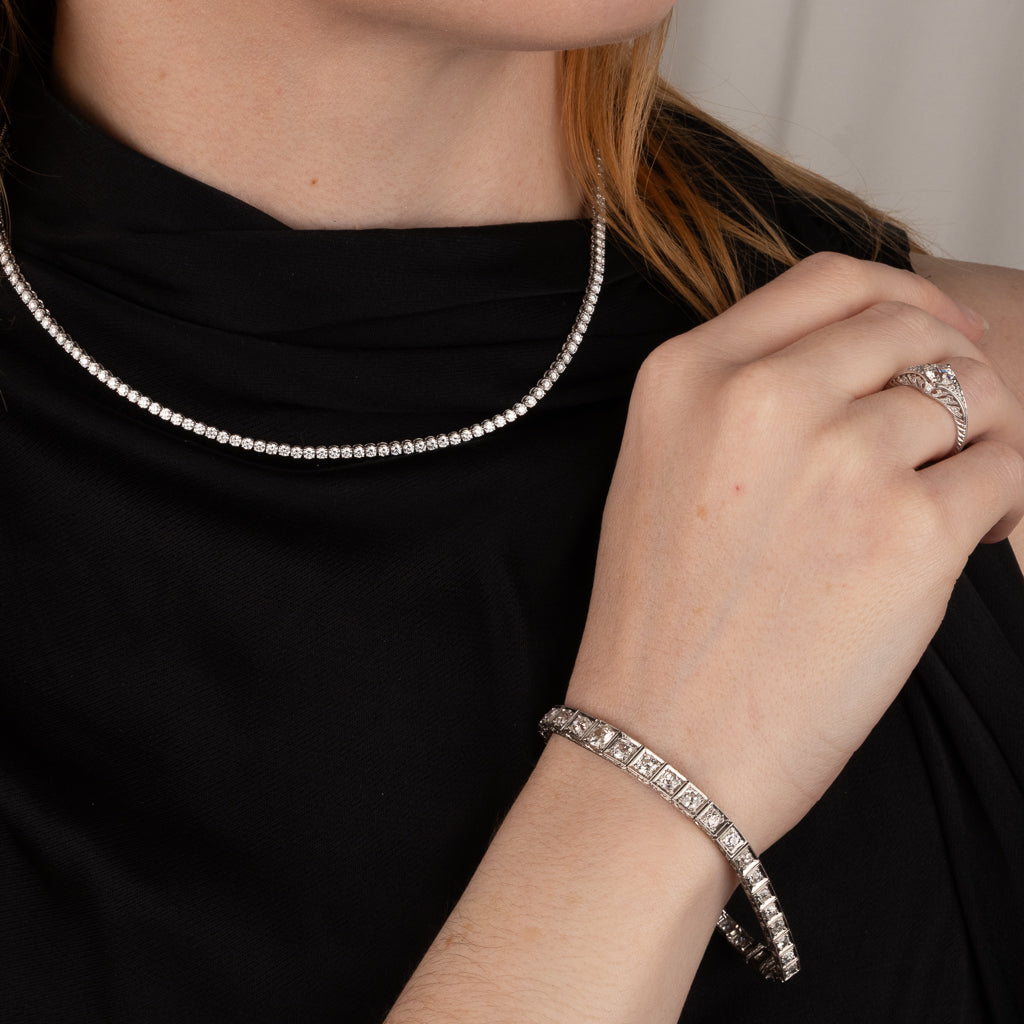 Diamond Riviere Totalling 6.00ct