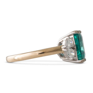 3.35ct Emerald & Diamond Ring