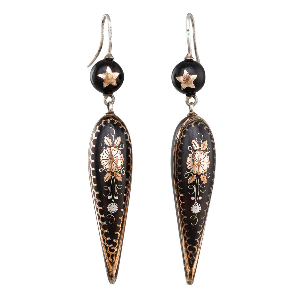 A Pair of Pique Drop Earrings