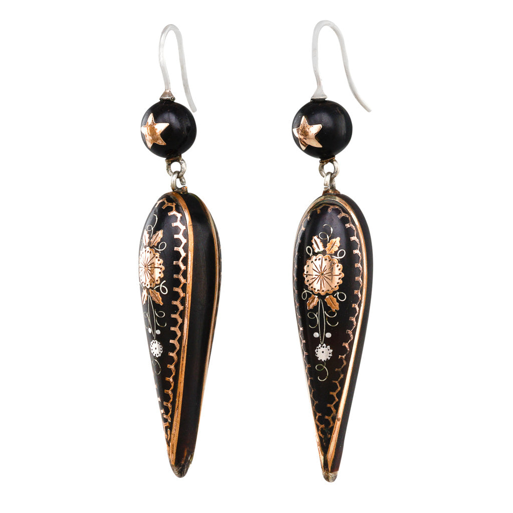 A Pair of Pique Drop Earrings