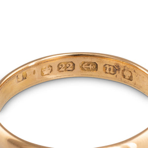 An Antique Gold Wedding Band