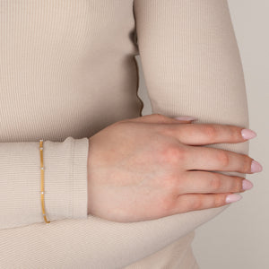 Fine Chain Bracelet with Diamonds