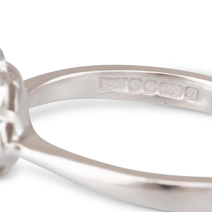 A Diamond Cluster Ring