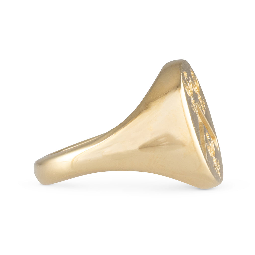 A Gold Signet Ring