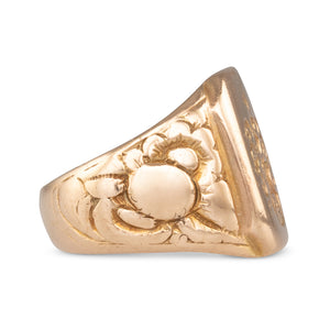 An Engraved Gold Signet Ring