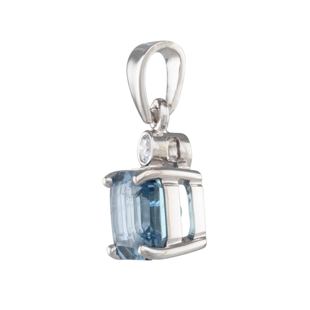 Aquamarine & Diamond Pendant