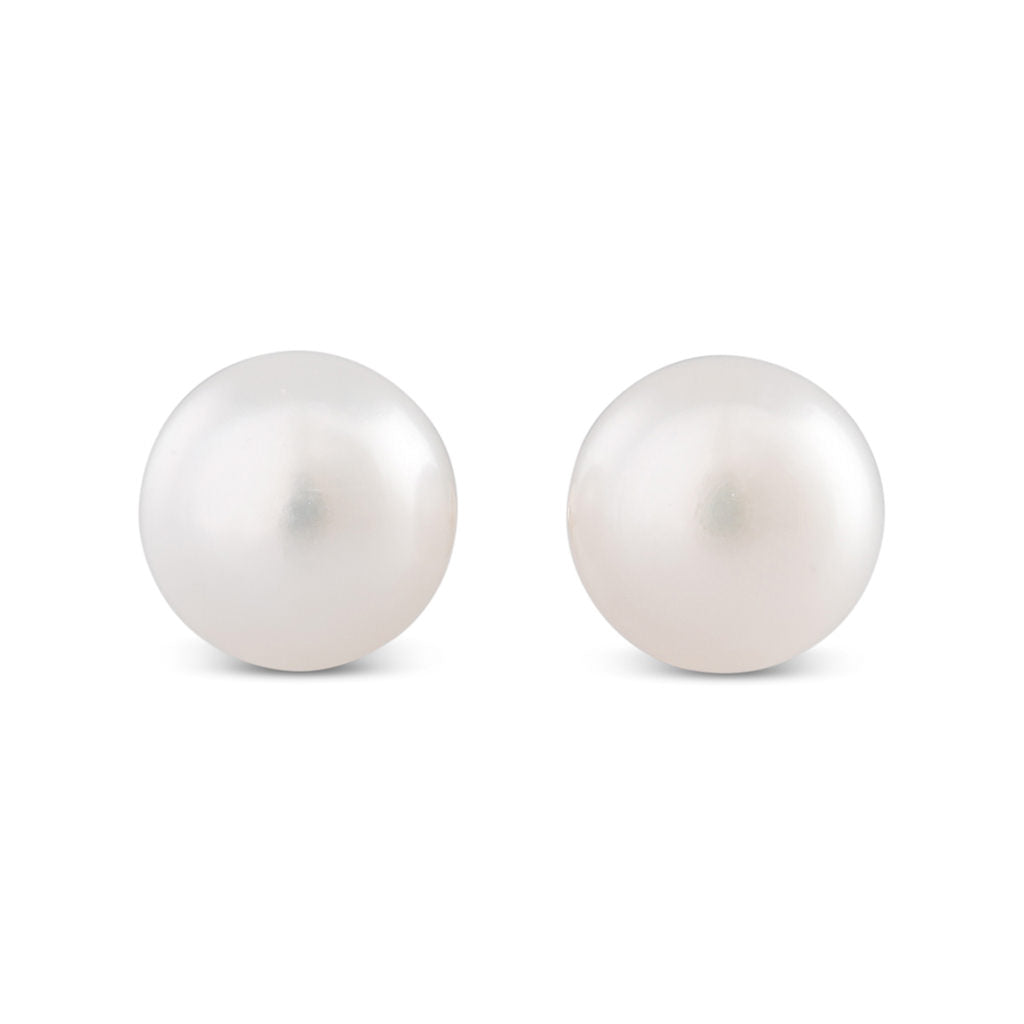 Button White Freshwater Studs