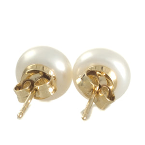 Button White Freshwater Studs