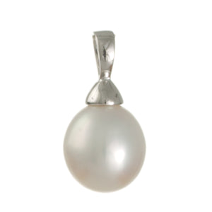 Drop White Freshwater Pendant
