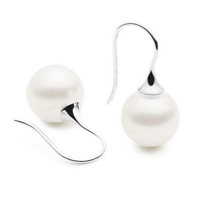 Kailis Short Trumpet Earrings