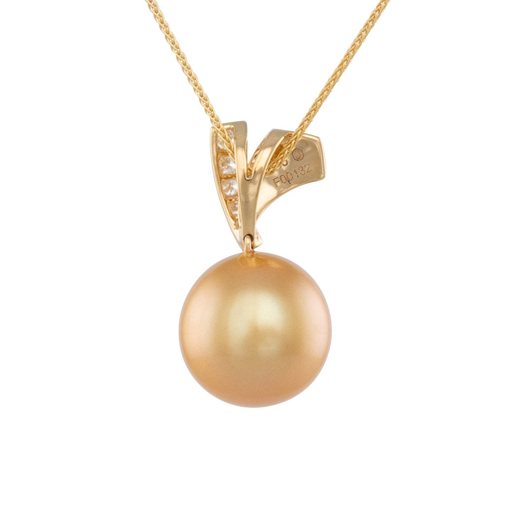 Gold South Sea Diamond Pendant